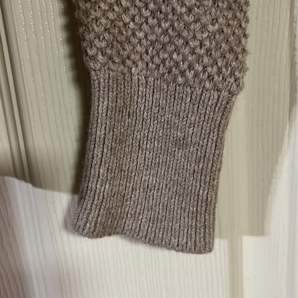 Ann Taylor loft sweaters - Picture 5 of 11